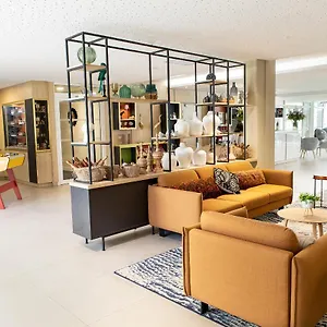 Residhome Ponts Jumeaux מלון דירות